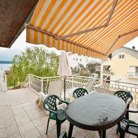 Nani Apartment